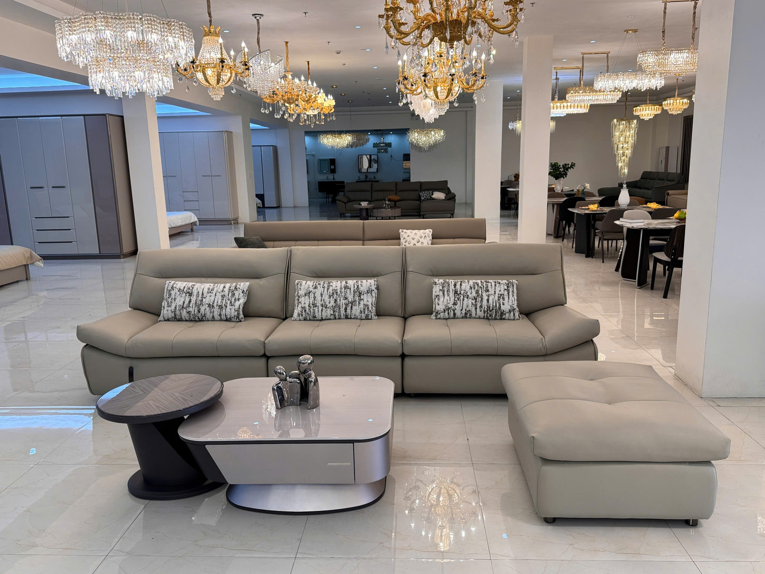 SOFA DA SINH THÁI TỰA LÔNG VŨ